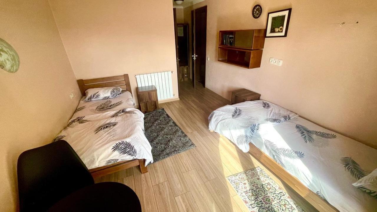 Bismillah Hotel And Restaurent Гудаури Экстерьер фото